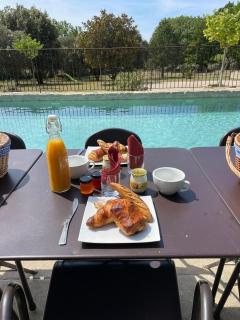 Dépendance cosy avec petit déjeuner entre Gordes et l'Isle sur la Sorgue - Lagnes - 8