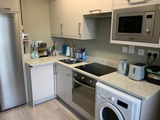 Small,smart,tidy 2 bed apartment - Galway - 5