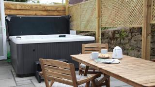 Honeycomb Cottage - The Mumbles - 3