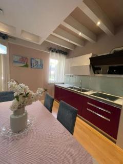 3 Bedroom Apartment - Tirana - 2