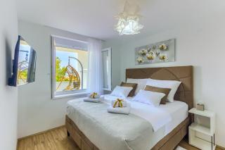 White Residence Luxury Apartment Bibinje - 2
