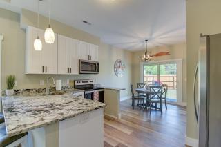 Lovely Vacation Home about 1 Mi to Ocean Isle Beach! - Ocean Isle Beach - 2