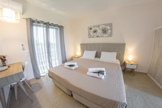 Costas apartments - Mesongi - 8