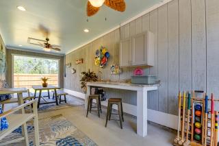 Charming Ocean Isle Beach Home about 1 Mi to Beach! - Ocean Isle Beach - 8