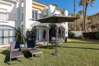 Beach house with direct access to Calahonda Beach and open sea views CS183 - 2