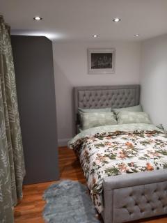 Heronsgate GH013 - 1