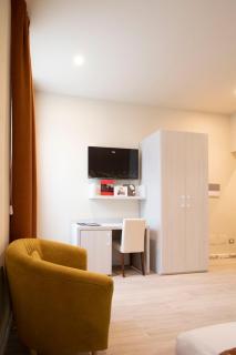 Doride Suites Boutique Hotel - Marina di Carrara - 3