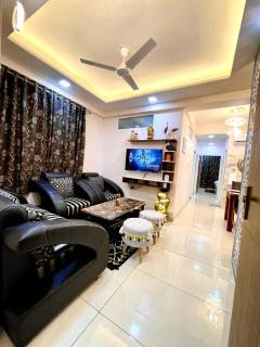 Airport Bliss Apartment+Balcony & Netflix + Prime - Jaipur - 0