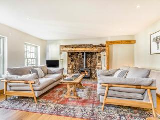 Charming Downland Cottage - Pass the Keys - 1