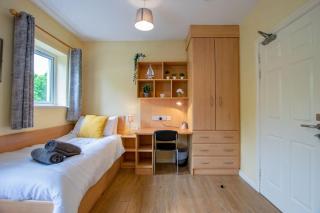 121 - City Center 4 Bedroom Townhouse, Sleeps 6 - Galway - 4