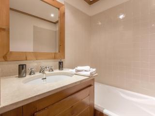 Appartement élégant avec wifi, terrasse et parking couvert à Val-d'Isère, proche des pistes - FR-1-694-100 - Val dʼIsère - 1