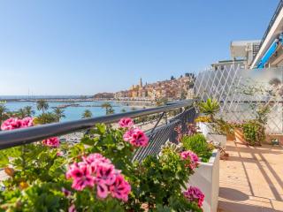 Magnifique 3P climatisé en dernier étage avec terrasse face mer, proche centre Menton - FR-1-196-326 - Mentone - 8