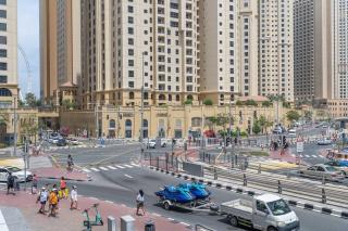 Charming Coastal Retreat in Dubai Marina - 2