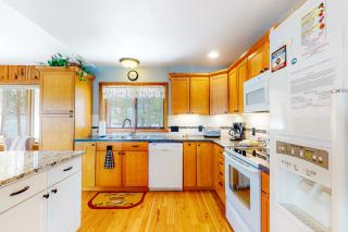 Wapiti Point - Main House - 8