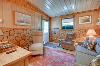 Stargaze, Hike and Kayak Cabin Near Copper Breaks! - - 7