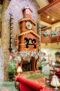 The Inn at Christmas Place - Pigeon Forge - 1