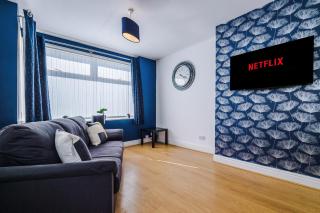 Charming 3-Bedroom Home in Liverpool - FREE Parking - 6