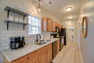 Walk to Ocean Myrtle Beach Home with Pool Access - Myrtle Beach - 4
