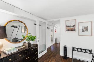 Lilac In Law, Picturesque lower unit - Seattle - 7