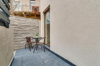 Ultra Central Apartment with Private Terrace - Arad - 1