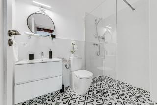 Ultra Central Apartment with Private Terrace - 3