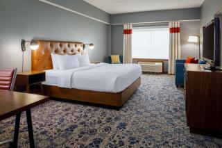 Four Points by Sheraton Louisville Airport - Louisville - 3
