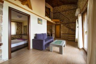 Petrini Spiti - Pyrgadikia - 6