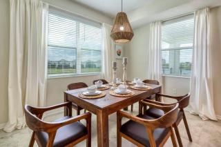 Lake View - 2 Bedrooms 2 Baths Condo 206 - 4