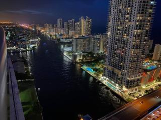 BeachWalk 1b 1b Incredible View apartment 1010A - Hallandale Beach - 2