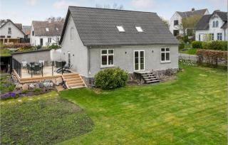 Lovely Home In Fejø With Wifi - Østerby - 2