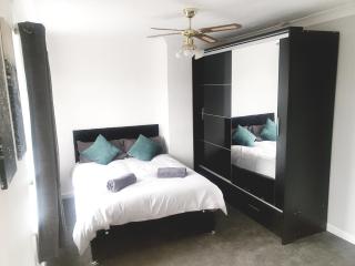 Memory Lane - beautifully renovated house close to motorway networks - 8