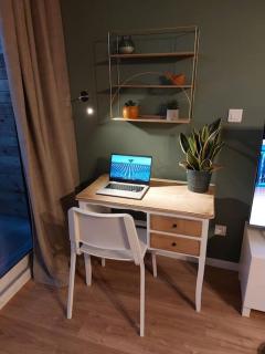 Logement calme et élégant Netflix Parking privé, garage à vélos - 2