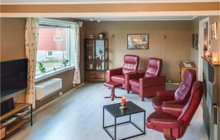 5 Bedroom Lovely Home In Bjoa - 8