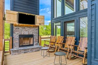 Modern Mountain Retreat - Blue Ridge - 8