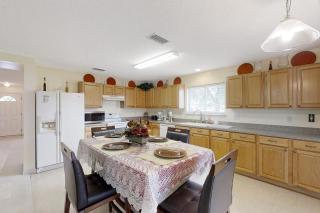 The Home on Tyson Lake Drive - Jacksonville - 5