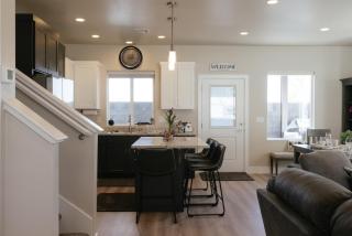 Peekaboo Canyon-4Bed, 3Bath, Hot tub, deck - Hildale - 8
