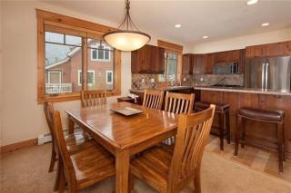 Private 3 Bedroom Townhome Located In East Keystone With Access To A Firepit, Hot Tub, And Billiards - 3