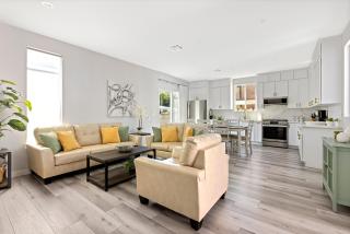 Adorable 3 bedroom with Jacuzzi & more - Los Angeles - 7