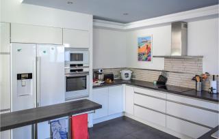 3 Bedroom Beautiful Home In Lons - Lons - 5