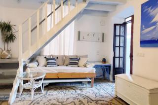 Town House near Old Town with Rooftop Jacuzzi - Città di Rodi - 0