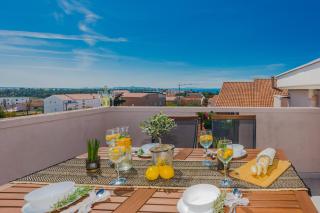 Apartment Redibo - Privlaka - 3