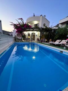 Entire Villa Lulu Kalkan - Private Pool, free Wi-Fi, Good Location, Breathtaking Sea Views - Kalkan - 0