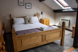 White Hart Inn - Bouth - 5