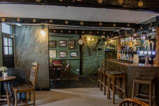 White Hart Inn - Bouth - 8