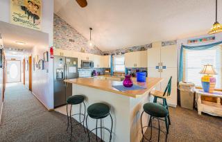 Coleman's Beach Front Inn - Kill Devil Hills - 2