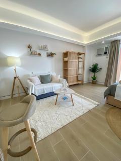 nJoy! BOHO Luxury at Venice Grand Canal - perfect for business & couples - Manila - 6