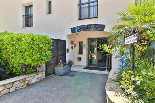 Hotel & Restaurant Perla Riviera - 3