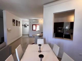 Naxxar Spacious 3-Bedroom Home with Private Roof by Malta Weekend - 6