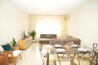 Ogi's Central Apartment - Tirana - 0
