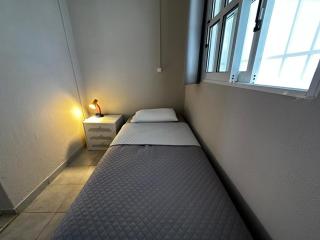La Vita apartments-near airport & sea - Artemida - 4